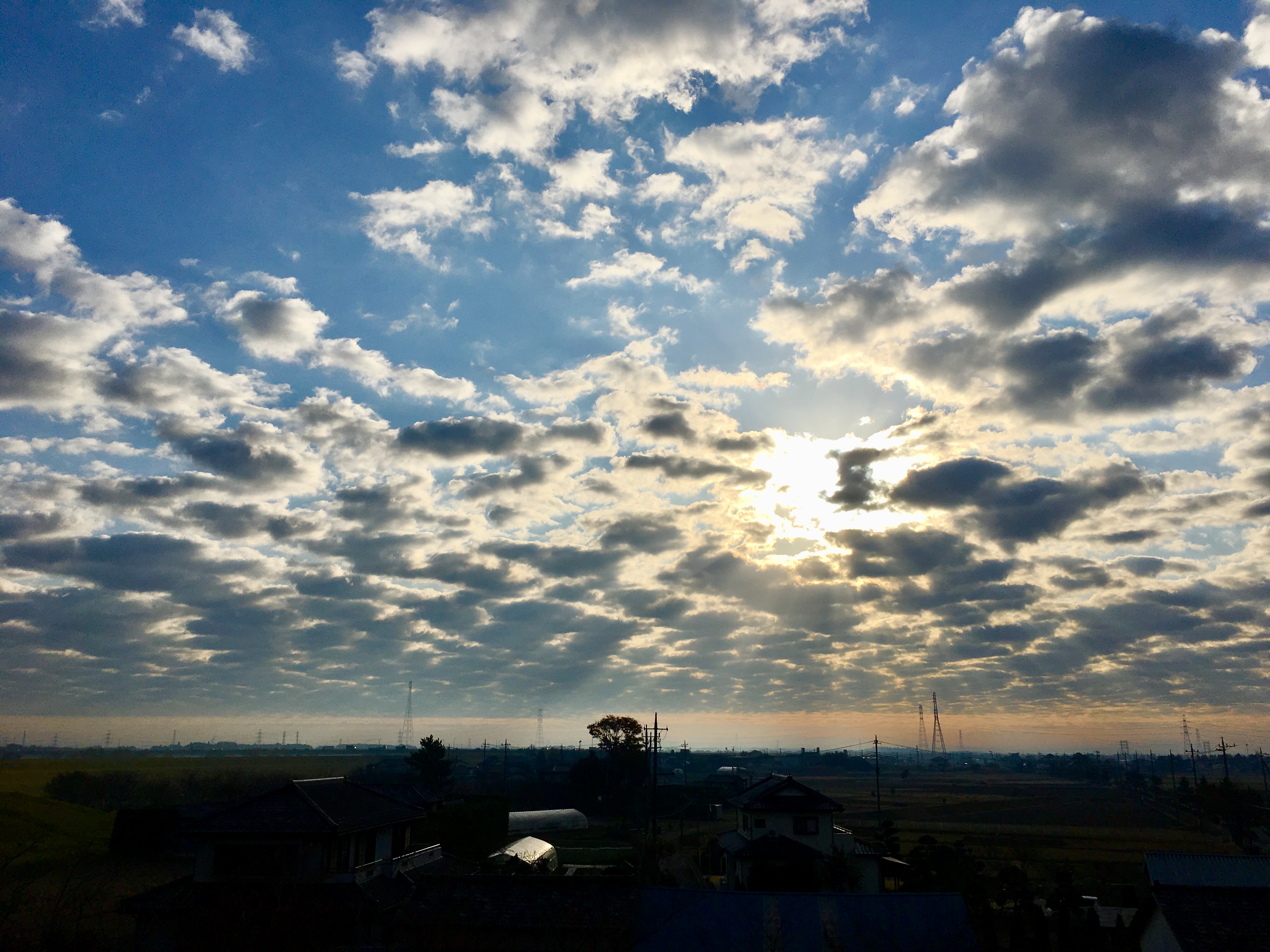 【レビュー】mont-bell（モンベル）ジオラインM.W.ラウンドネックシャツ